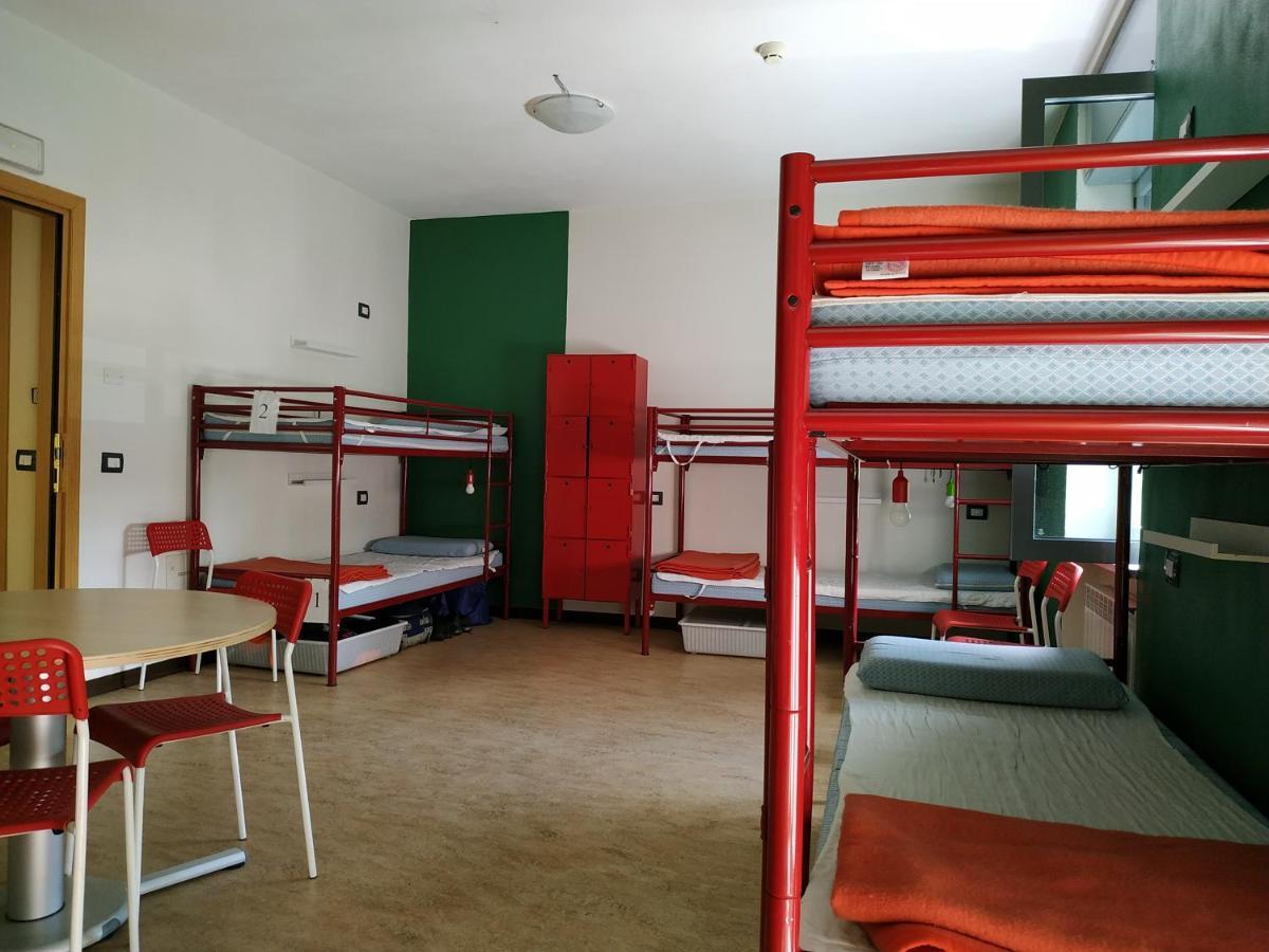 Di - Malpensa Hostel *